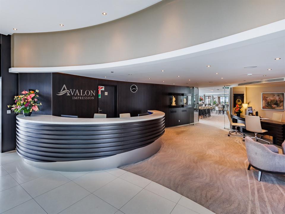 Reception / Guest Services