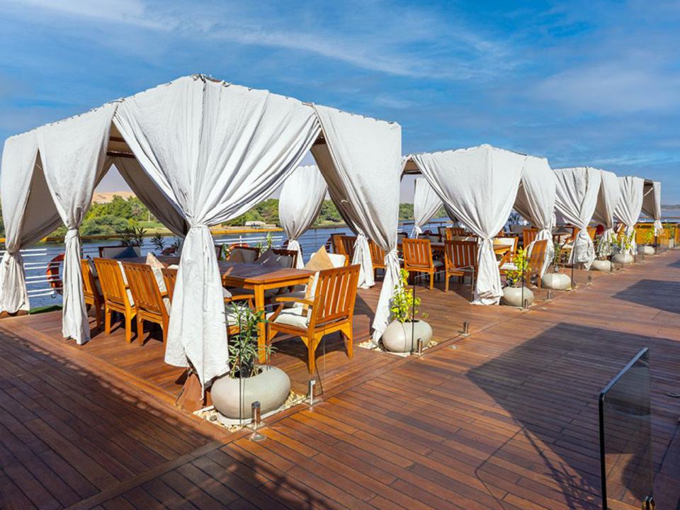 Sun Deck