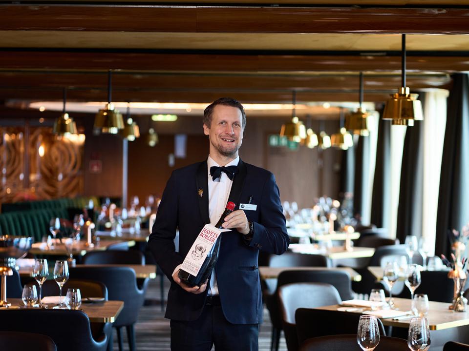 Sommelier