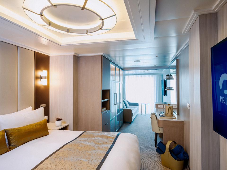 Signature Suite