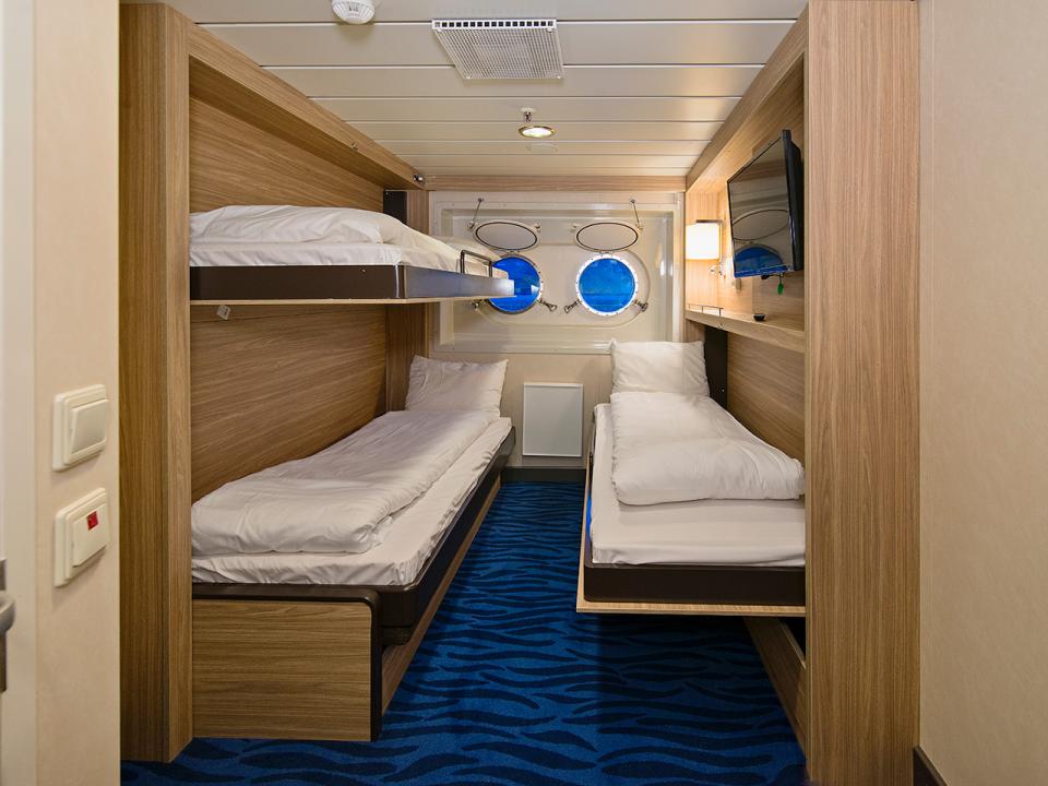 Polar Outside Triple with Porthole