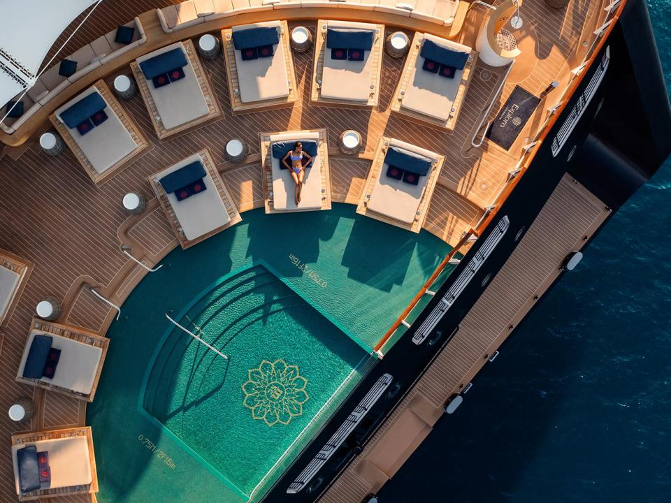 Astern Pool & Bar