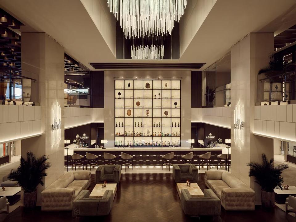 Lobby Bar