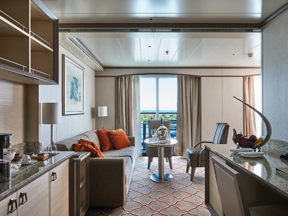 Silver Suite
