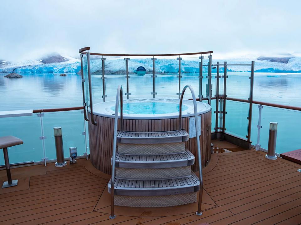 Jacuzzi