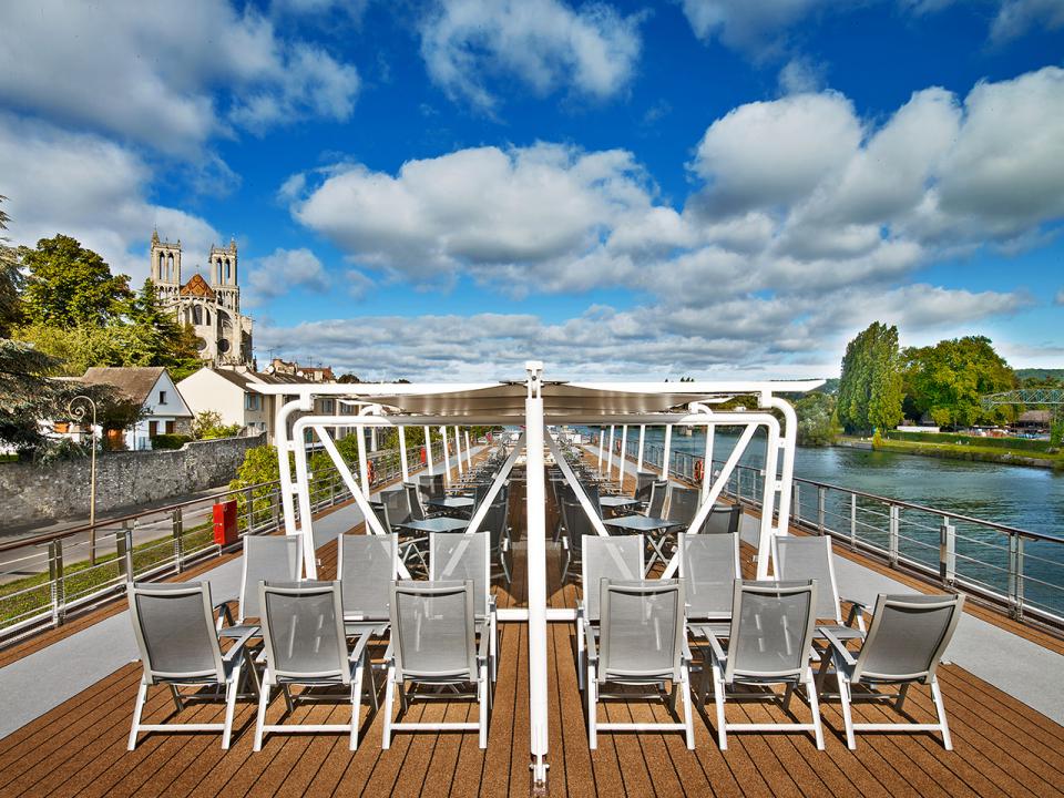 Sun Deck