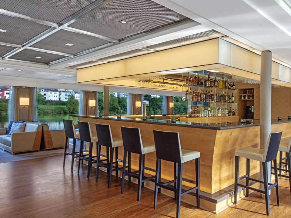 Lounge and Bar
