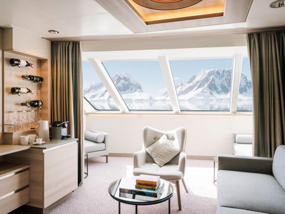 Large Suite with balcony