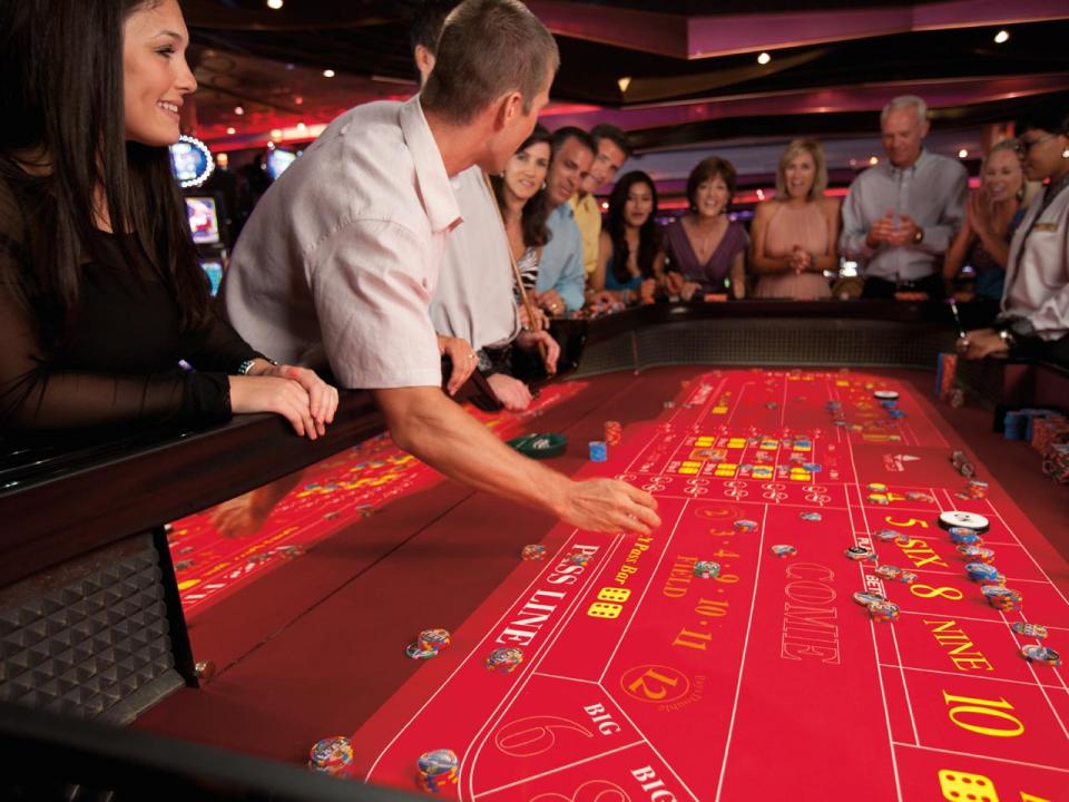 Carnival cruise deals for past guests