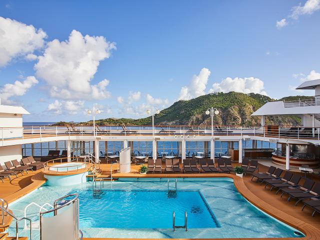 Silver Whisper - Pool