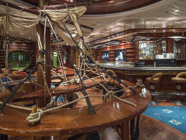 Mariner of the Seas - Schooner Bar