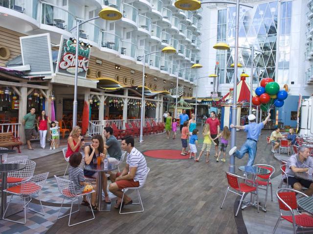 Allure of the Seas - Seafood Shack