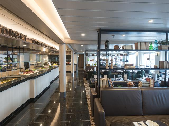 MS Polarlys - Torget Restaurant