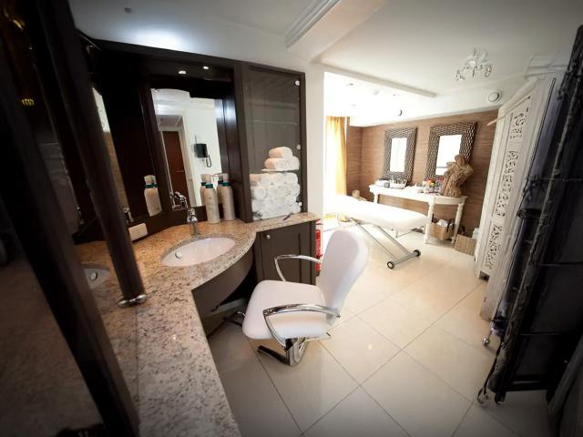 AmaDolce - Massage & Hair Salon