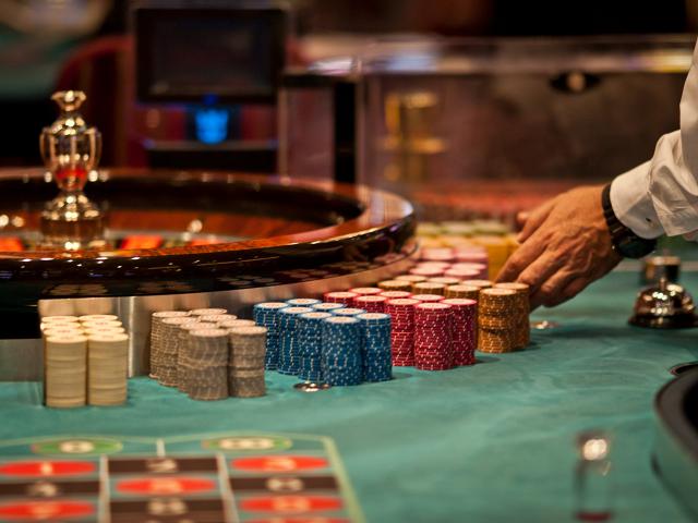 Oasis of the Seas - Casino Royale