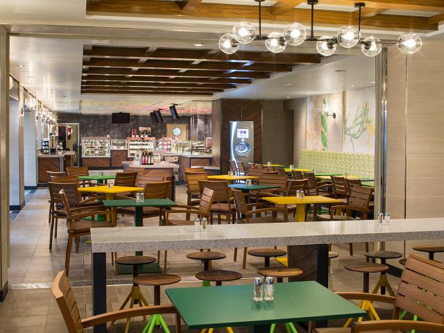 Oasis of the Seas - Park Café