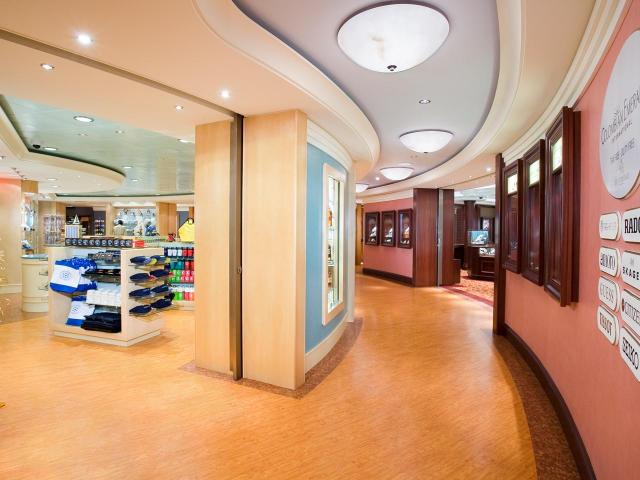 Norwegian Pearl - Port o' Call Shop