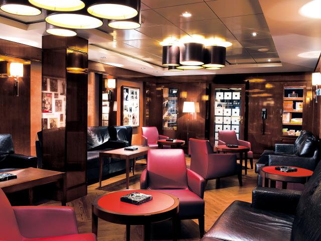 Norwegian Epic - Humidor Cigar Lounge