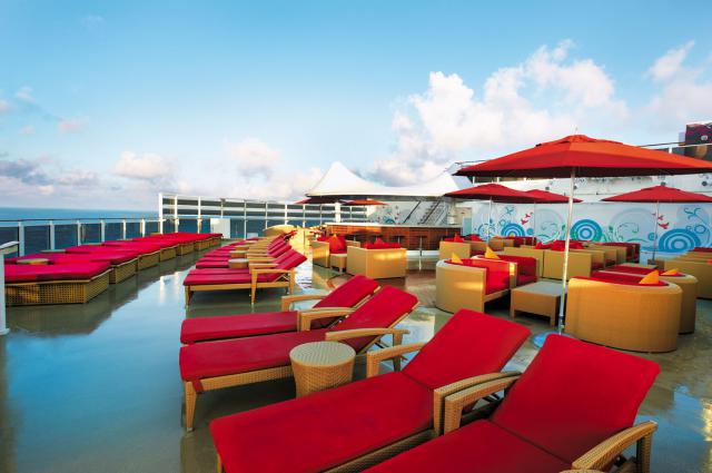 Norwegian Epic - Posh Beach Club 