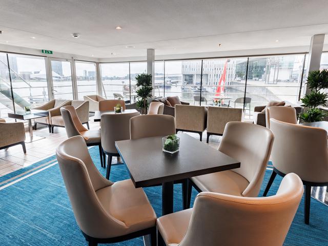 Avalon Vista - Club Lounge