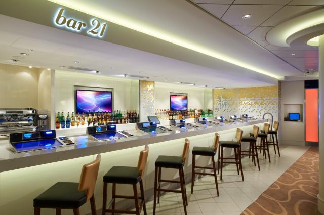 Norwegian Breakaway - Bar 21