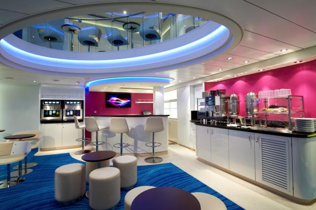 Norwegian Breakaway - Studio Lounge