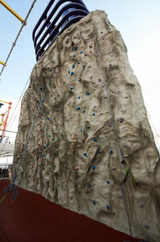 Norwegian Breakaway - Climbing Wall