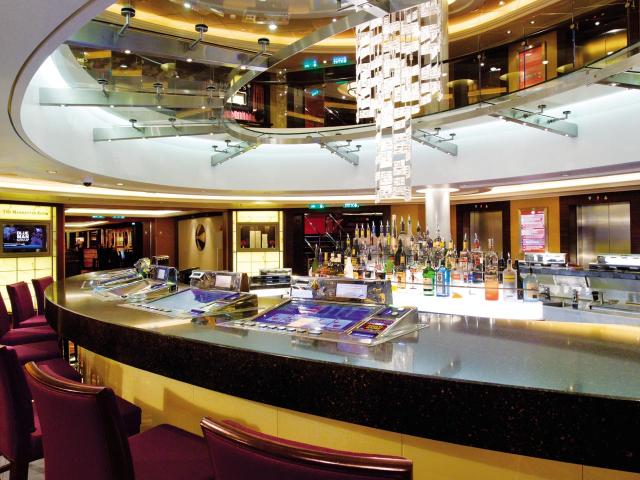 Norwegian Epic - Cascades Bar