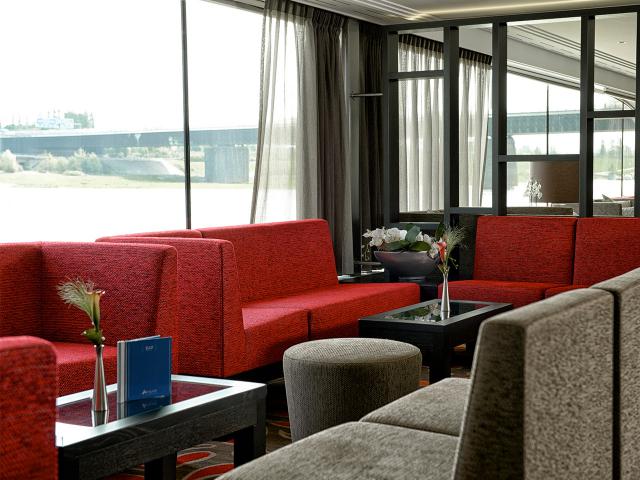 Avalon Expression - Panorama Lounge