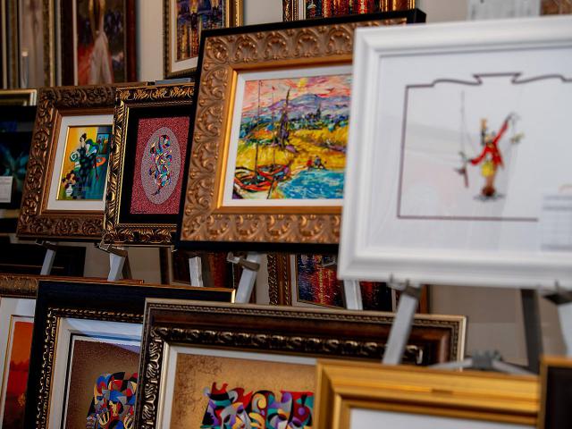 Anthem of the Seas - Art Gallery