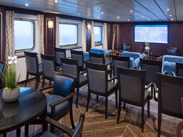 Star Breeze - Screening Room