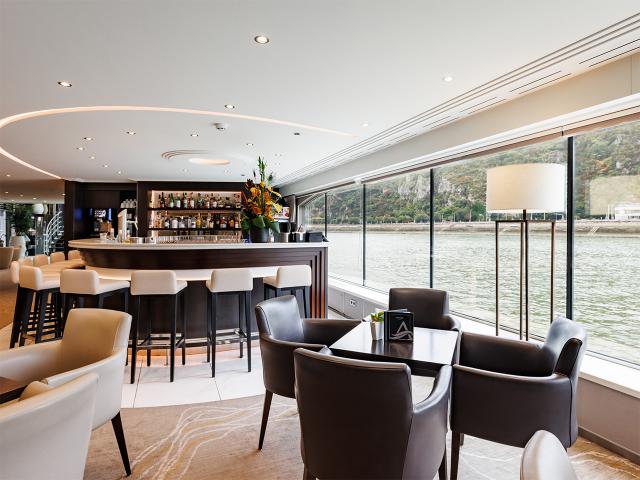 Avalon Passion - Panorama Lounge & Bar