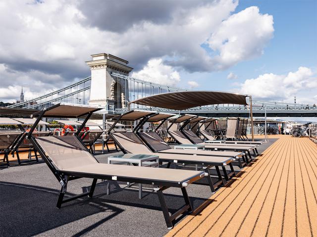 Avalon Passion - Sun Deck