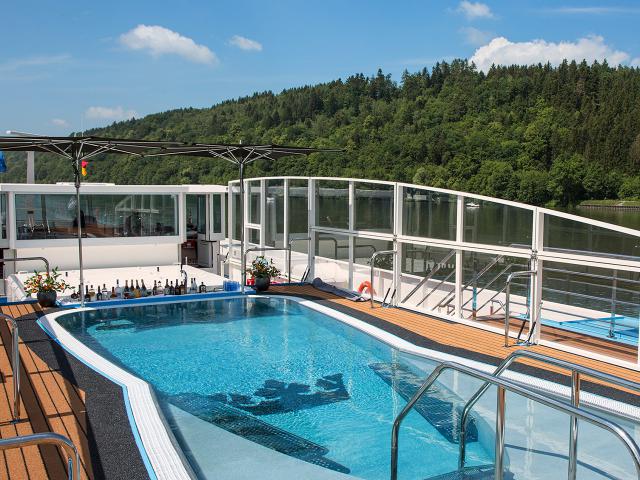 AmaStella - Heated Pool