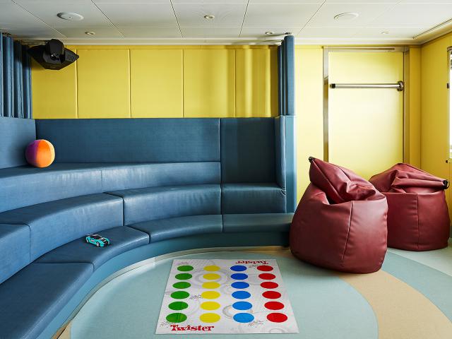 Silver Muse - Children's Room & Outdoor Area