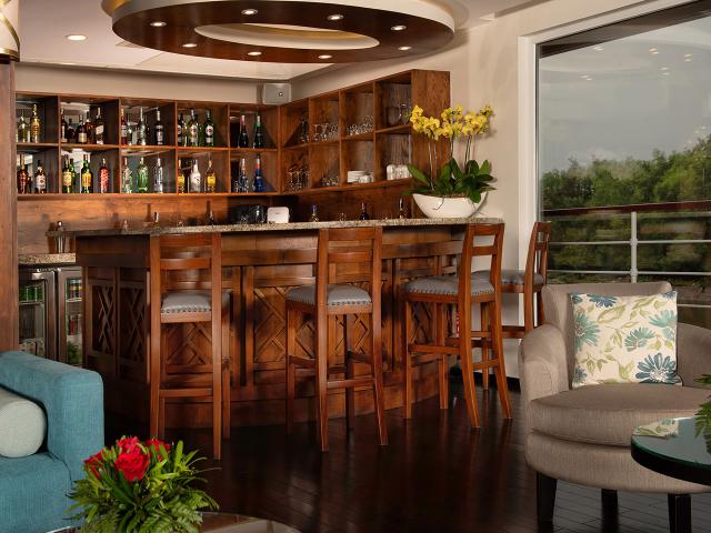 Avalon Saigon - Panorama Lounge & Bar