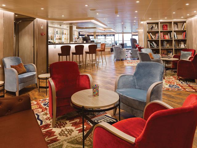 Silver Dawn - Arts Cafe