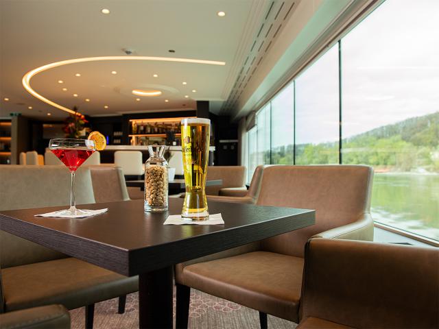 Avalon View - Panorama Lounge