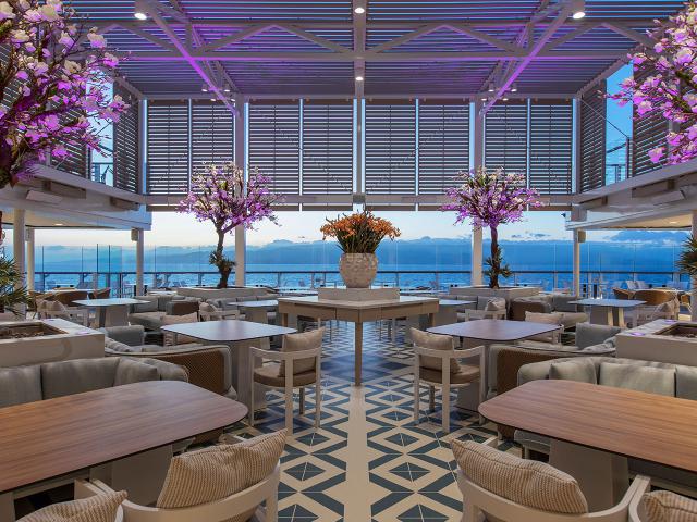 Silver Ray - The Marquee