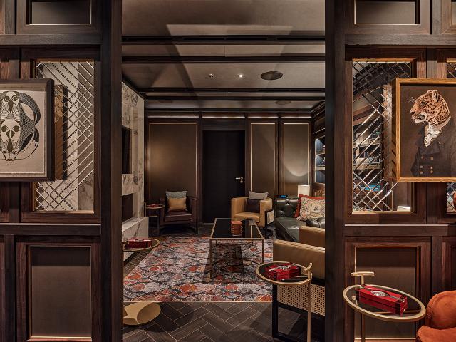 Silver Endeavour - Connoisseur's Corner