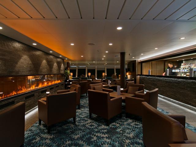 MS Richard With - Explorer lounge & bar
