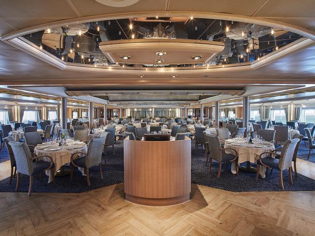 Silver Wind - The Restaurant