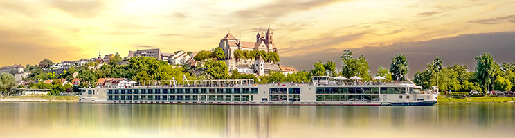 River Cruise vs Ocean Cruise: Which One Should You Choose? 