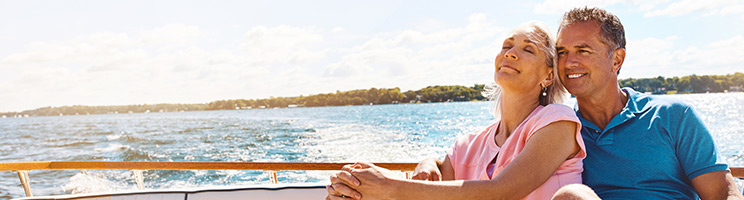 Mega Ship or Intimate Voyage? How to Choose the Perfect Cruise Ship Size 