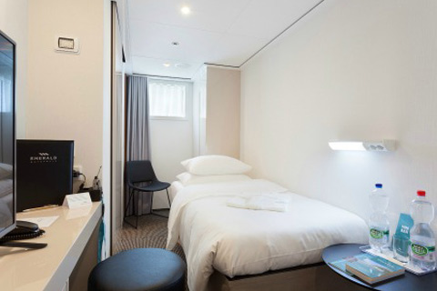 Emerald Sun - Category ES - Cabin # 101