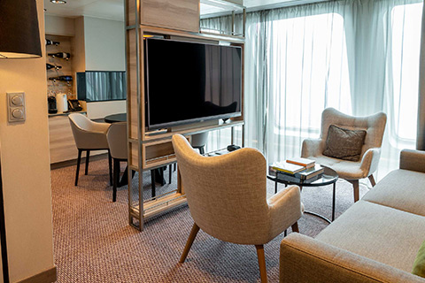 MS Roald Amundsen - Category MB - Cabin # MB-576