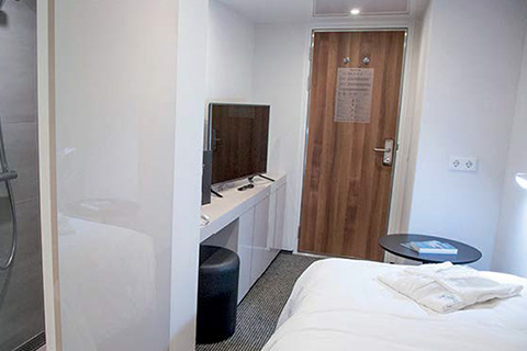 Emerald Astra - Category ES - Cabin # 101