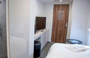 Emerald Riverview Single Stateroom