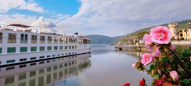 Trafalgar River Cruises and Trafalgar River Cruises Cruise Line Ships on iCruise.com