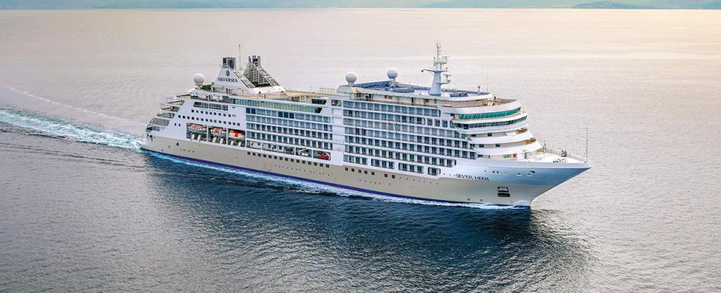 Cheap Silver Moon Cruises - Silversea Cruises Silver Moon on CruiseCheap.com